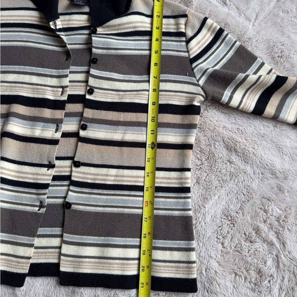 Striped Button-Up Cardigan - Picture 5 of 7